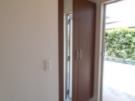 玄関　シューズボックス付きで便利です。