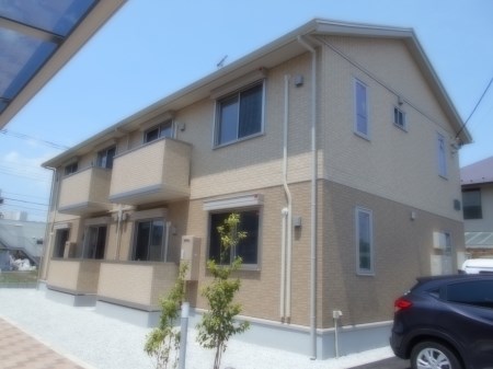 建物外観　小作駅徒歩圏内で通勤通学便利なお部屋です。