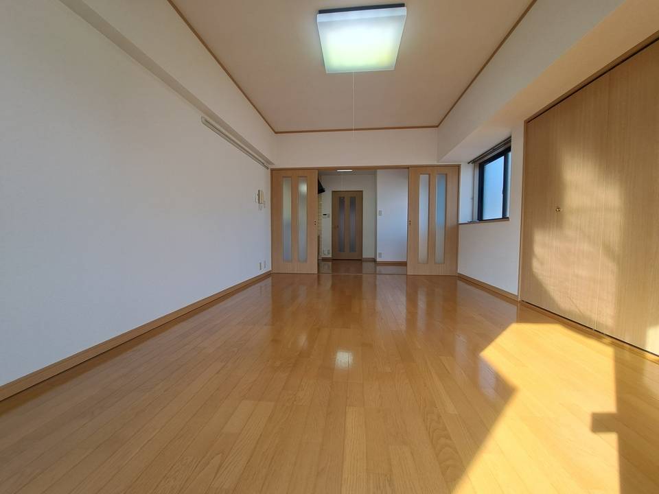 居室・リビング　リビング