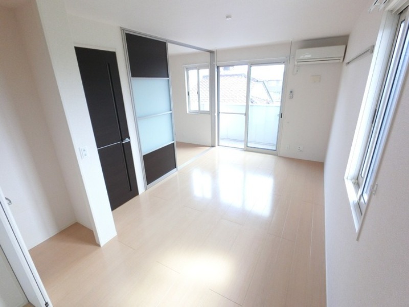 居室・リビング　図面と現状に相違がある場合には現状を優先