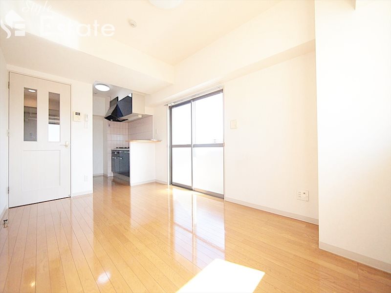 居室・リビング　内装