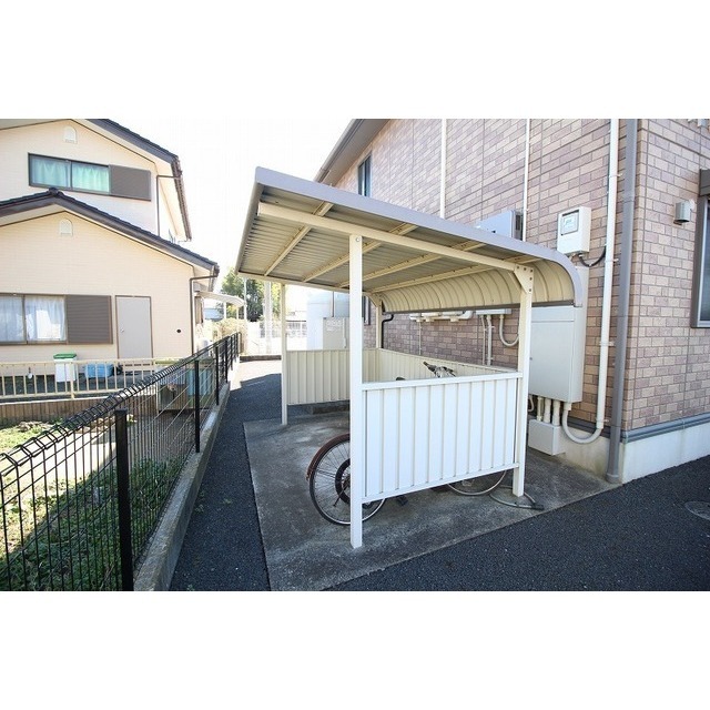 その他共有部分　屋根付き駐輪場