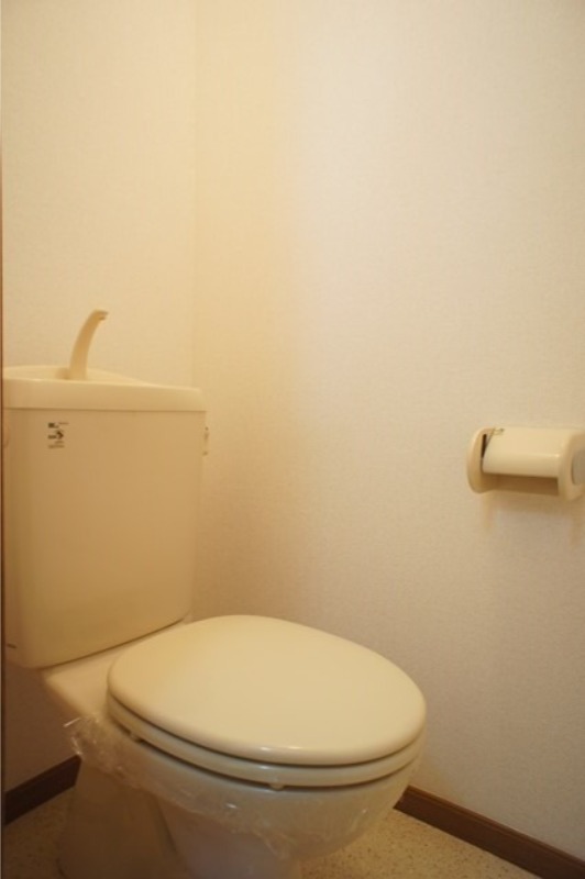 トイレ　図面と現状に相違がある場合には現状を優先