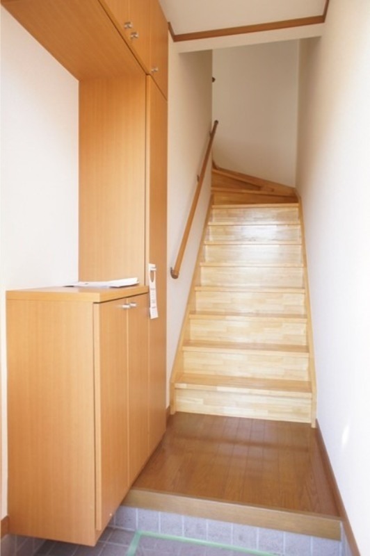 玄関　図面と現状に相違がある場合には現状を優先