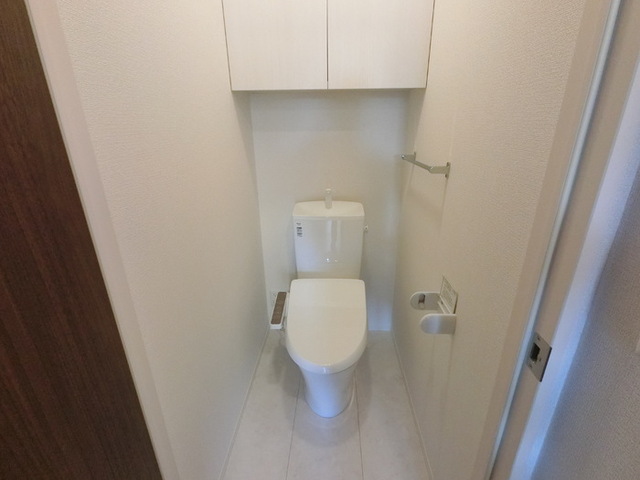 トイレ　トイレ（３０５号室）