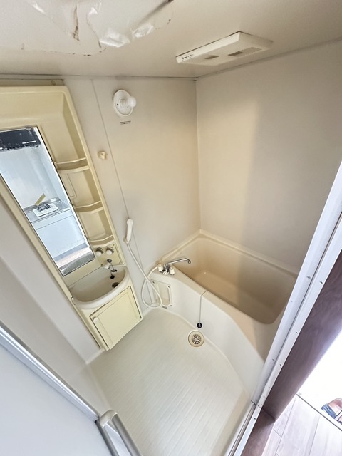 バス・シャワールーム　別部屋参考写真です