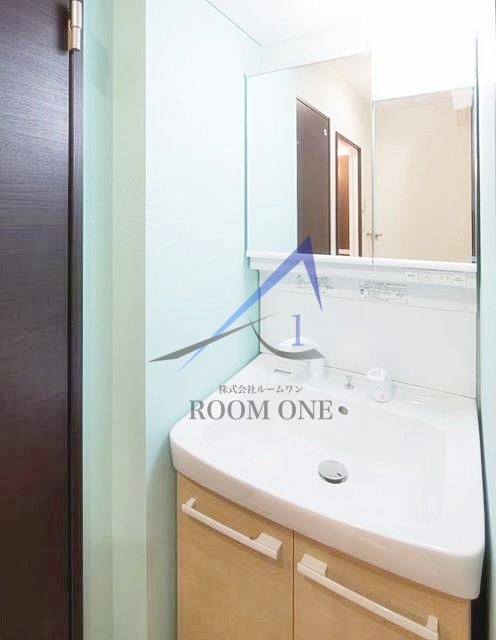 洗面設備　洗面台です。