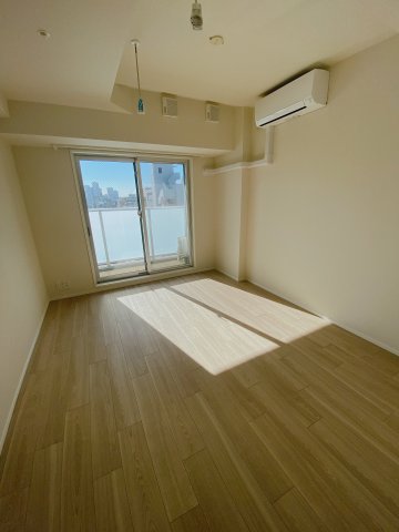 居室・リビング　使いやすい居間です