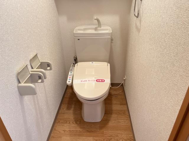 トイレ　シャワー付トイレ