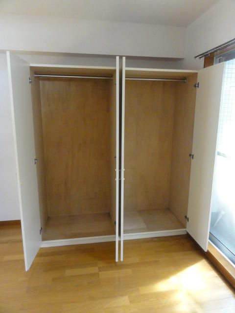 収納　クローゼット