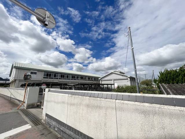高校・高専　岡山県立邑久高等学校（高校・高専）まで757m