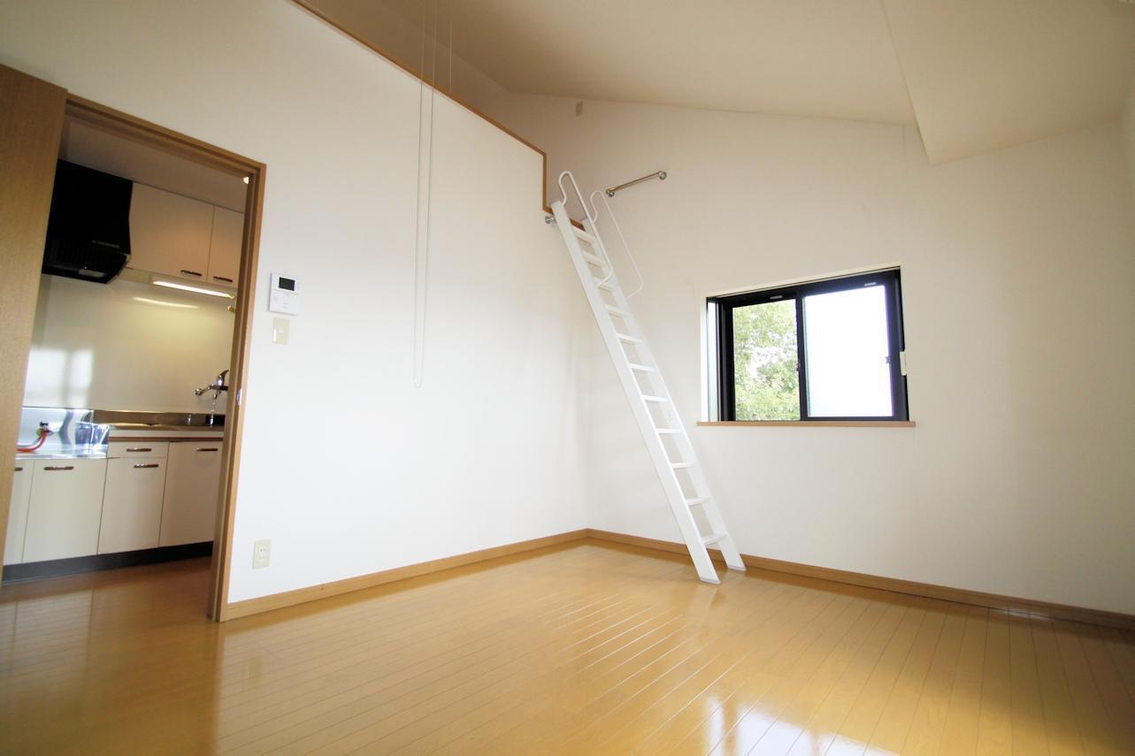 庭　ロフトあります