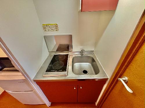 キッチン　設備・仕様は号室により異なる為、現状を優先いたします。