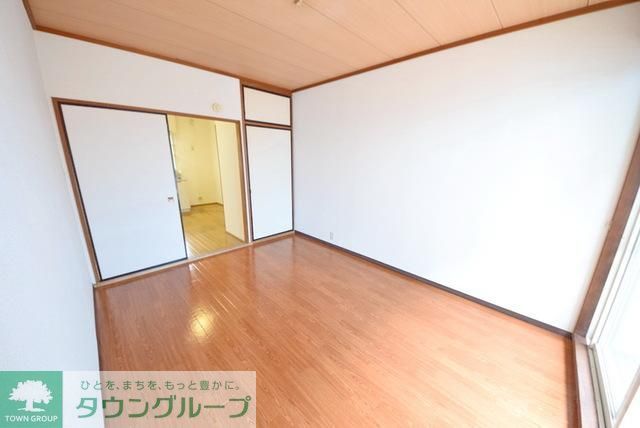 居室・リビング　オール洋間にリニューアル