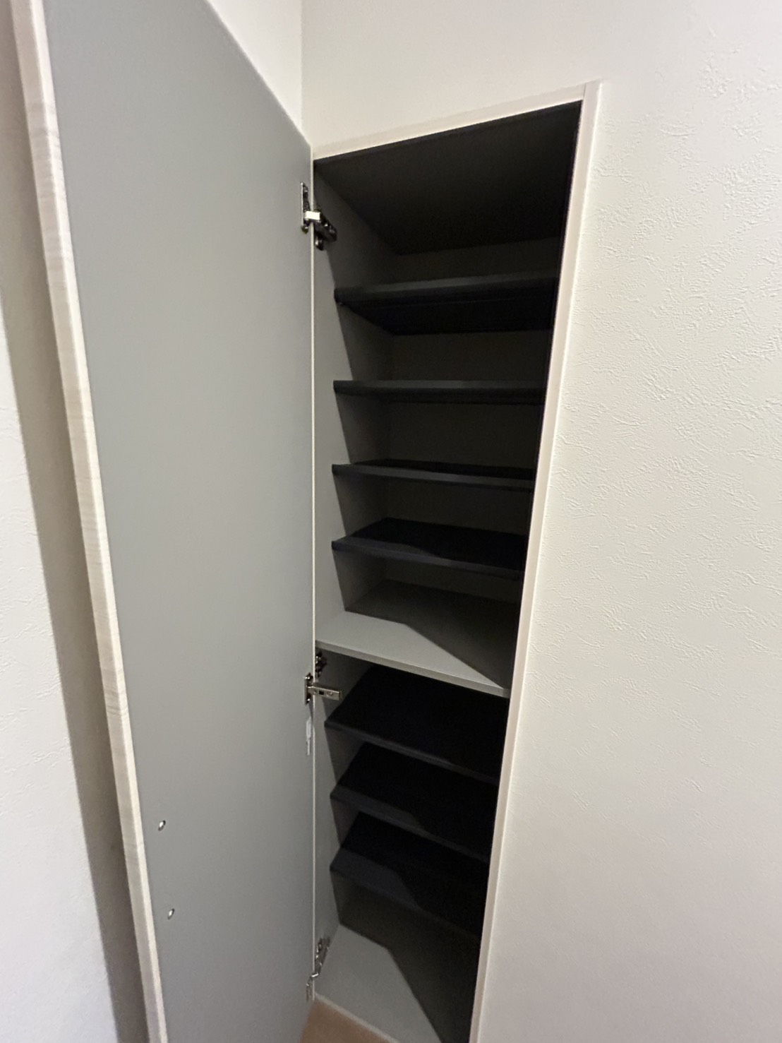 収納　シューズボックス