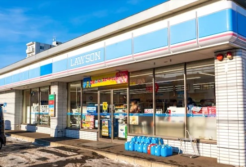 コンビニ　ローソン札幌平和通7丁目店（コンビニ）まで142m