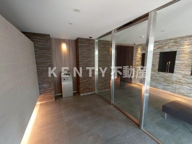 エントランス　清潔なエントランスです