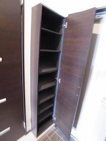 玄関　オリエンタルコート千葉中央IIのシューズボックス