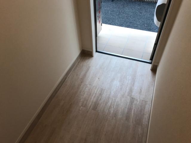 玄関　玄関（イメージ）