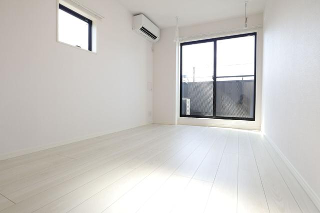 居室・リビング　居室　※同物件・同仕様画像