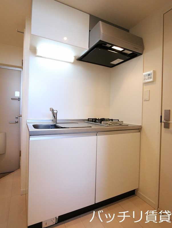 キッチン　同型タイプの為、現状を優先いたします。