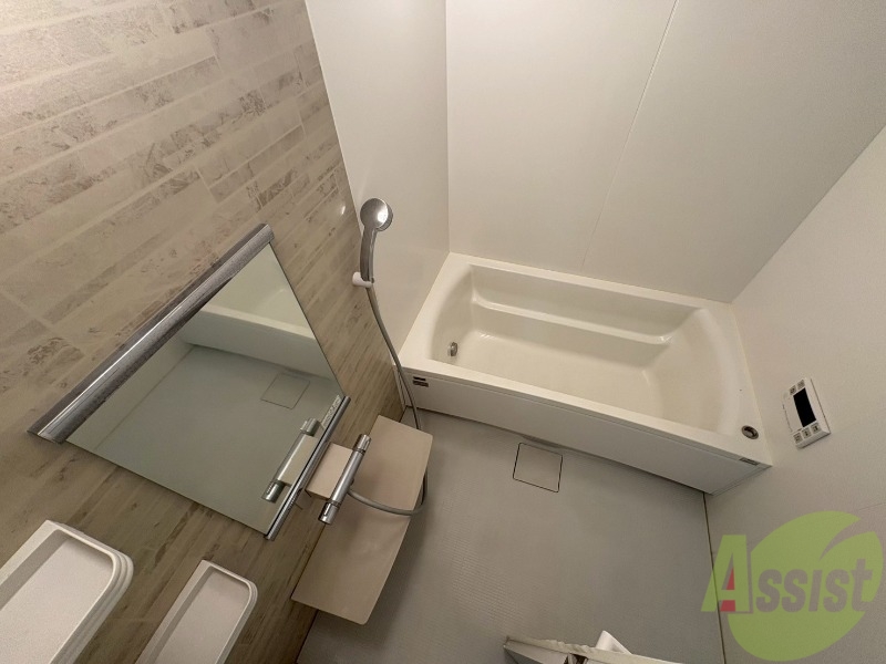 バス・シャワールーム　疲れを癒すには湯船でゆっくりするのが良いですよ。