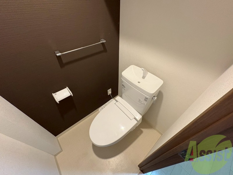 トイレ　ウォシュレット機能がついたトイレ。安心して使用できますね。