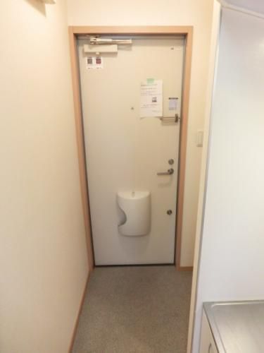 玄関　（別タイプ参考写真）Ｍ．サリチェ　荒川区東尾久２