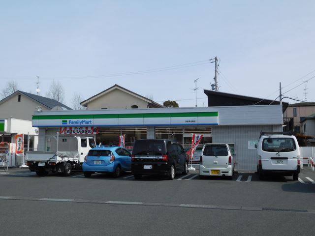 コンビニ　ファミリーマート（コンビニ）まで480m