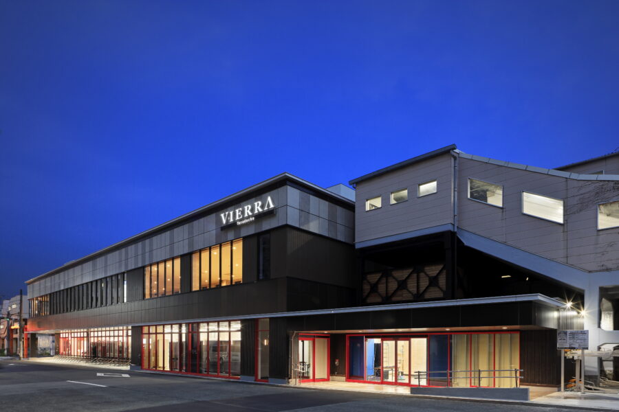 ショッピングセンター　ビエラ寺田町（ショッピングセンター）まで870m