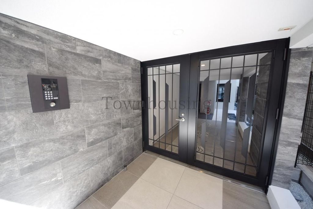 エントランス　エントランス