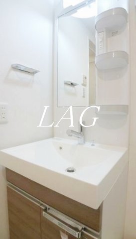 洗面設備　独立洗面台です。