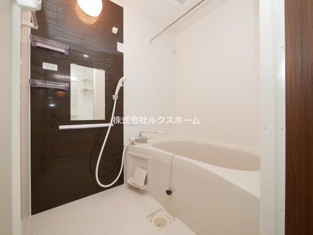 バス・シャワールーム　お風呂で日々の疲れを落としましょう