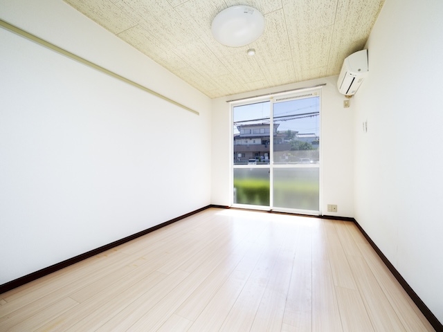 居室・リビング　6帖洋室