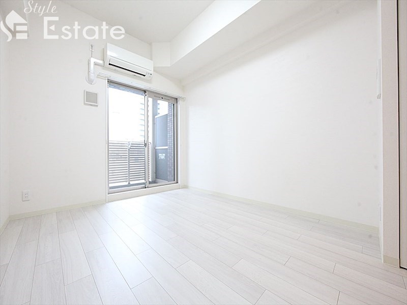 居室・リビング　内装