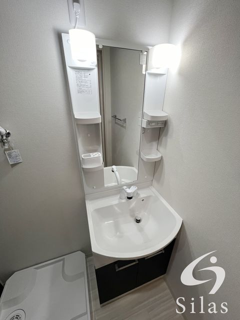 洗面設備　同仕様