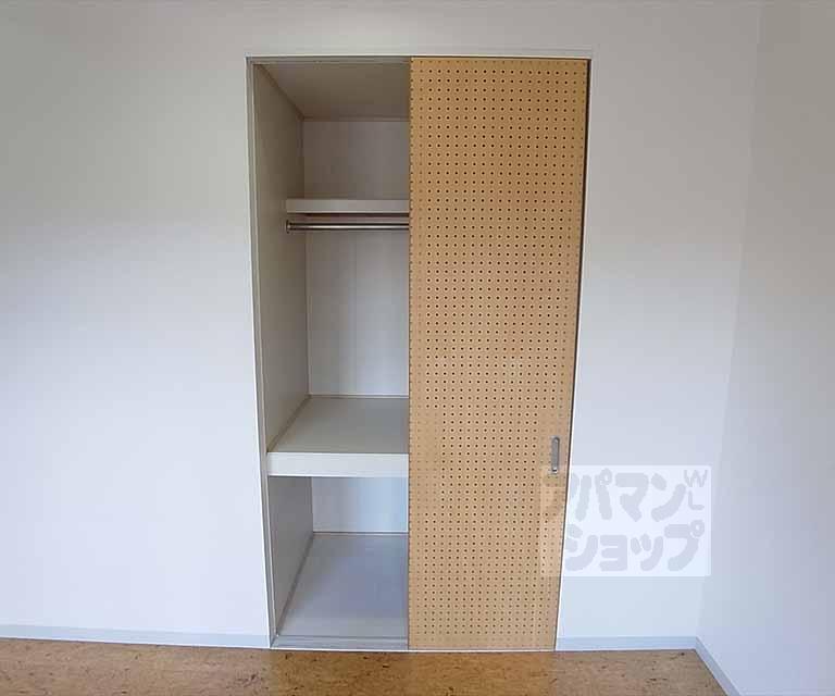 収納　クローゼット