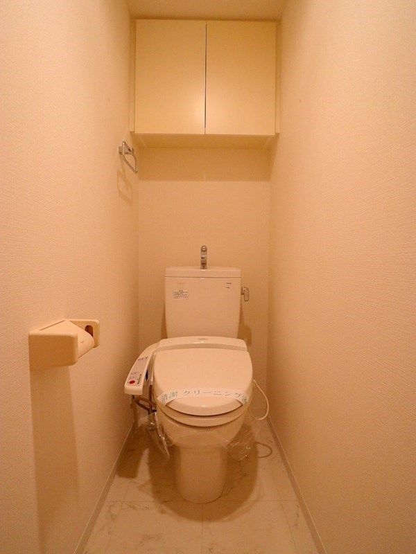 トイレ　※同仕様写真