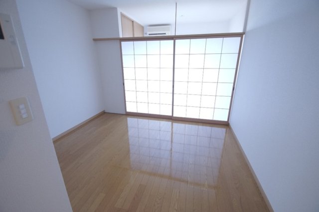 居室・リビング　※別部屋の参考写真となります※現況優先※