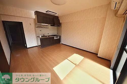 居室・リビング　キッチン