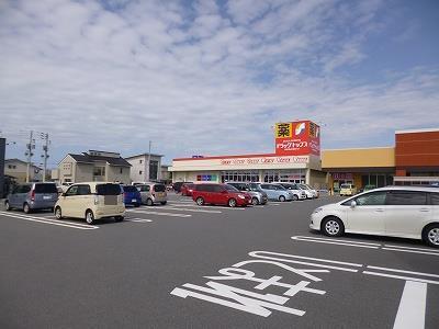 ドラックストア　ドラッグ・トップス黒埼店（ドラッグストア）まで1030m