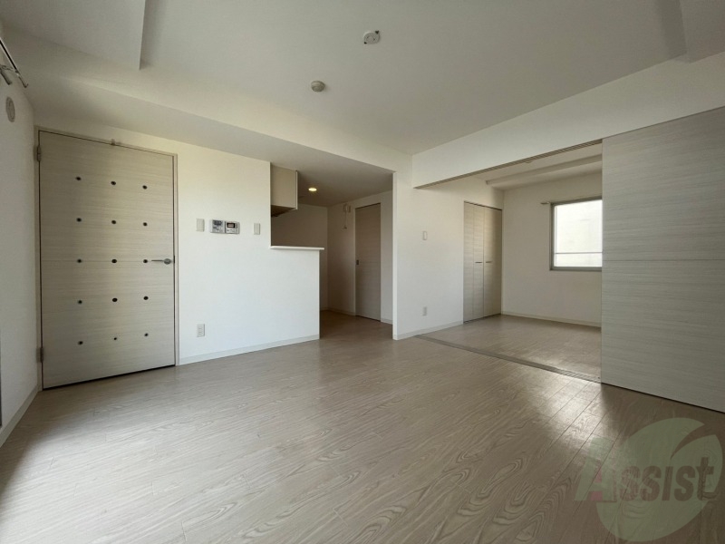 居室・リビング　明るいお部屋は気持ちよく過ごせそうですね。