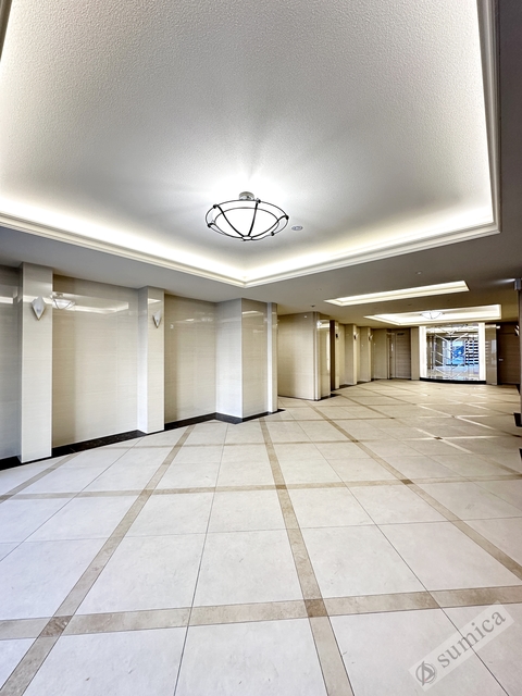 エントランス　豪華絢爛なエントランスがお出迎え♪♪