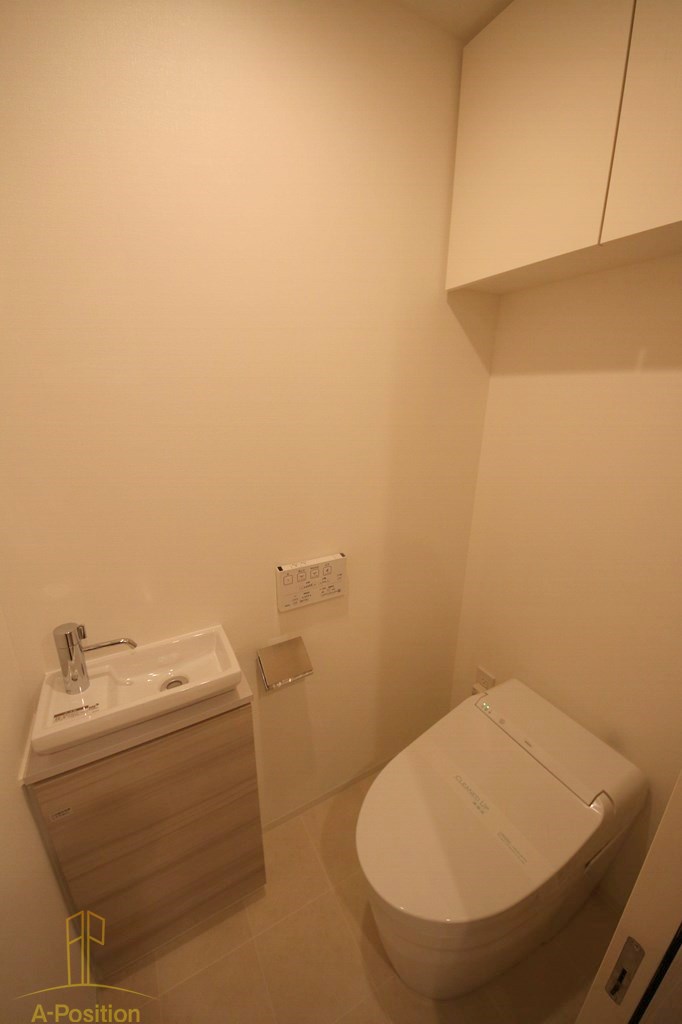 トイレ　ザ・パークハビオ同心