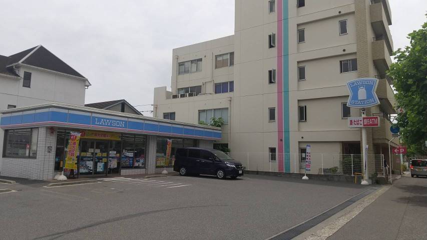 コンビニ　ローソン（コンビニ）まで654m