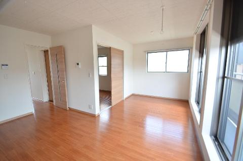 居室・リビング　リビング