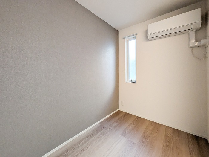 その他部屋・スペース　各居室にエアコン設置済みです★