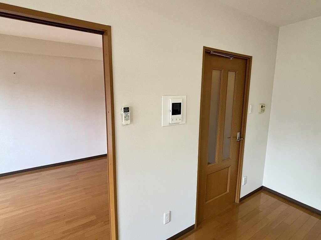 セキュリティ　ＡＬ解錠付きＴＶモニターフォン完備