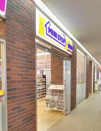 コンビニ　ミニストップ 日本大学商学部店（コンビニ）まで649m