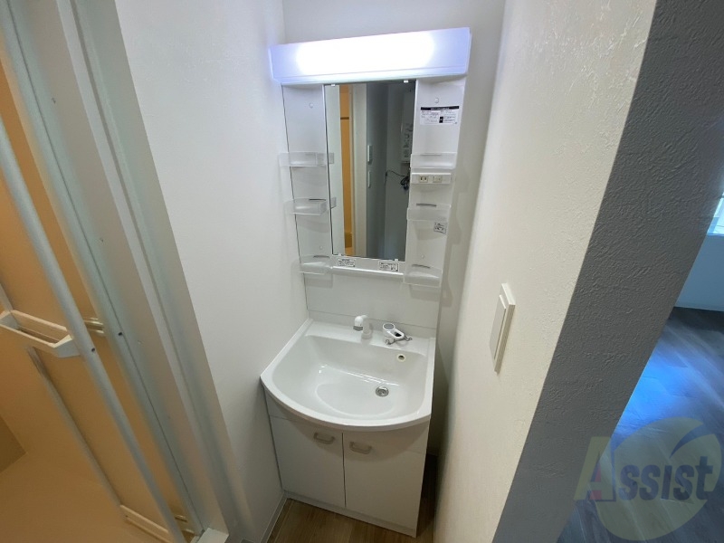 洗面設備　シャンプードレッサーで身支度もラクラクです！